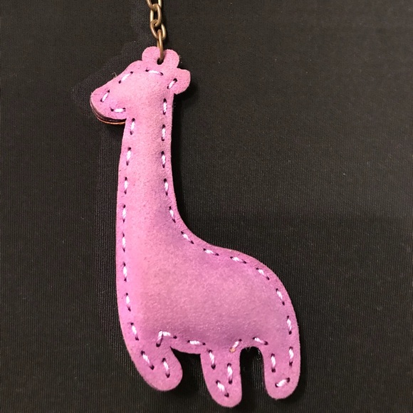 Felt Giraffe Keychain - Picture 2 of 4